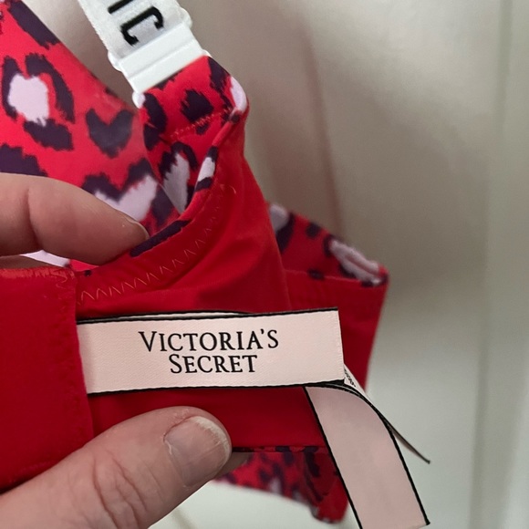 Victory Secrets wireless heart bra size 34DD - Picture 2 of 4